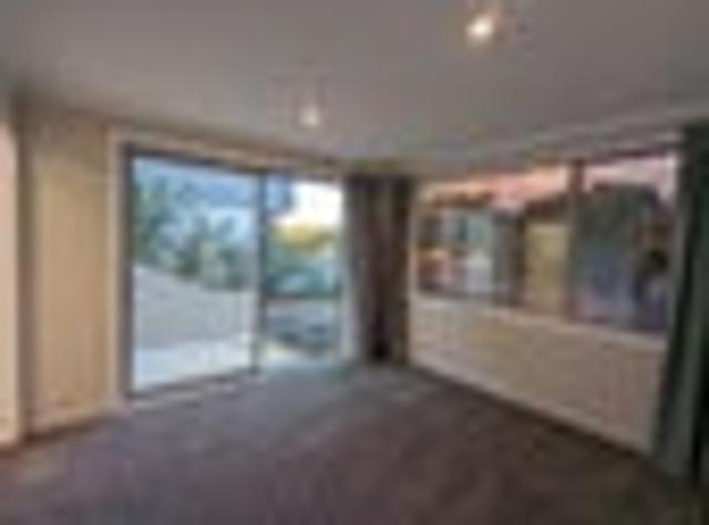 Whitby, 3 bedrooms, $800 pw