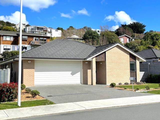 whitby, 3 bedrooms