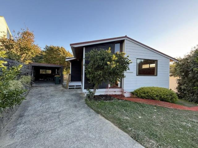whitby, 3 bedrooms