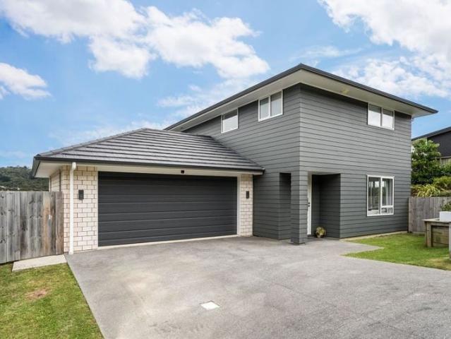 whitby, 3 bedrooms