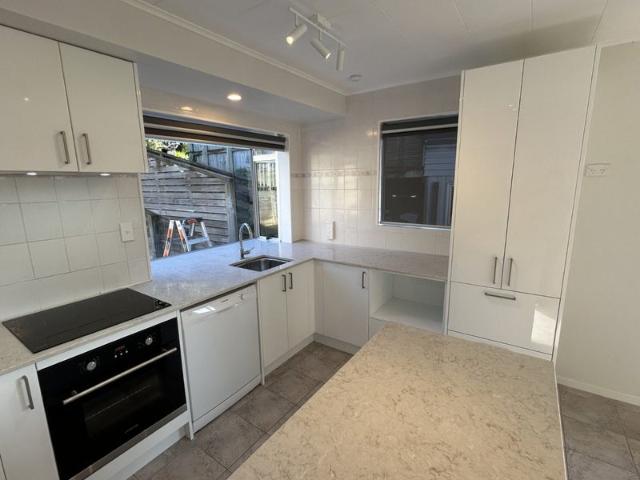 whitby, 3 bedrooms