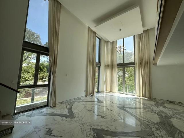 White House Residences D10, Condominium