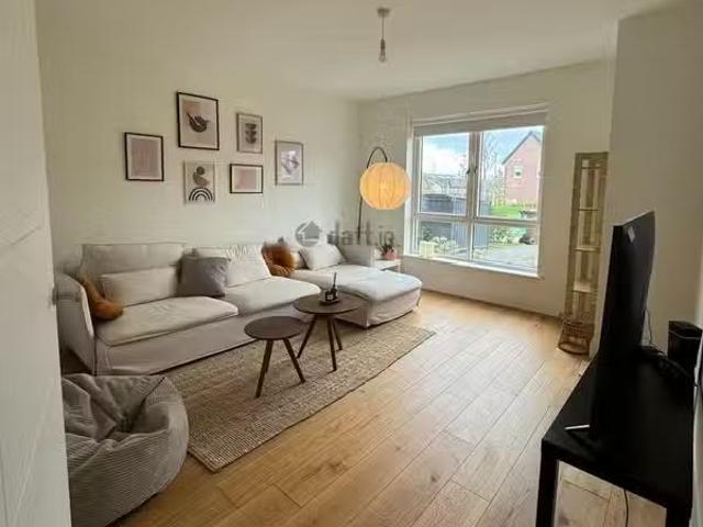Whitethorn Square, Naas, Co. Kildare is for rent