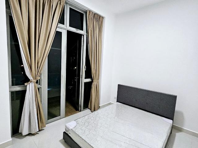 Whitewater D18, Condominium