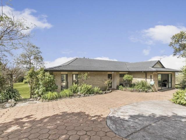 whitford, 5 bedrooms