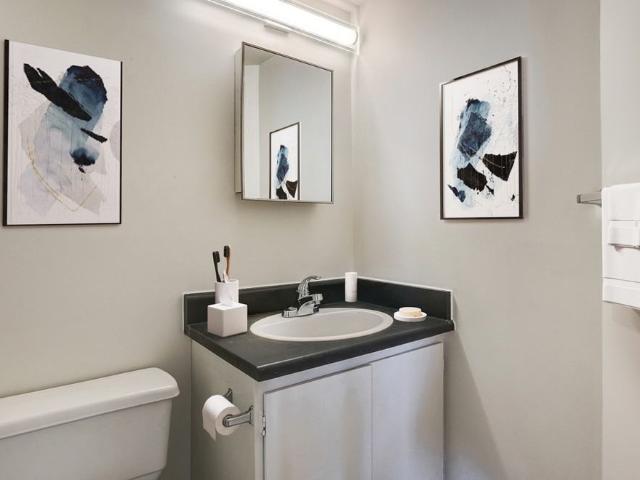 Wimbledon 2 Bedroom Apartment for Rent at 10140 113 St Nw, Edmonton, AB T5K 2H6 Oliver