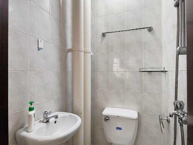 Windermere D23, Condominium