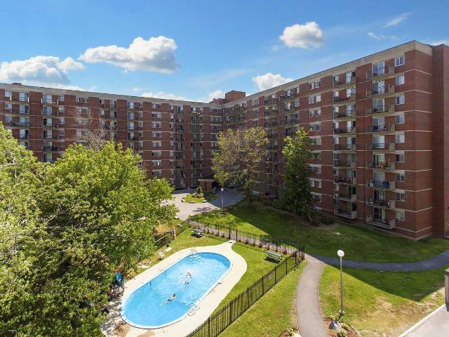 Windfields III 1 Bedroom Apartment for Rent at 1170 Fisher Ave, Ottawa, ON K1Z 5R7 Carlington