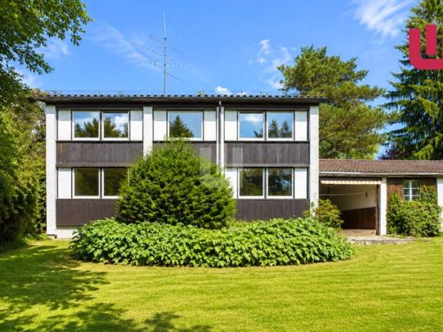 WINDISCH Traumgrundstück mit Doppelhaushälfte zur Sanierung oder Neubebauung in ruhiger Lage