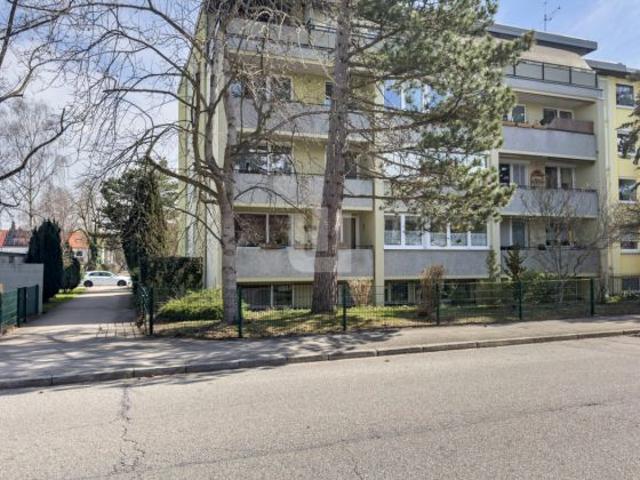 WINDISCH IMMOBILIEN Modernisierte 2,5 Zi. Dachgeschosswohnung als Kapitalanlage oder Selbstbezug