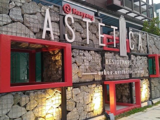 Window air cond Middle Room at Astetica Residences, Seri Kembangan, walking distance to KTM & the Mines Mall, 5 min to