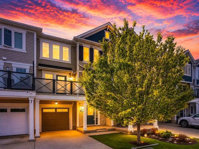 WINDSONG 2 BEDROOM W/GARAGE