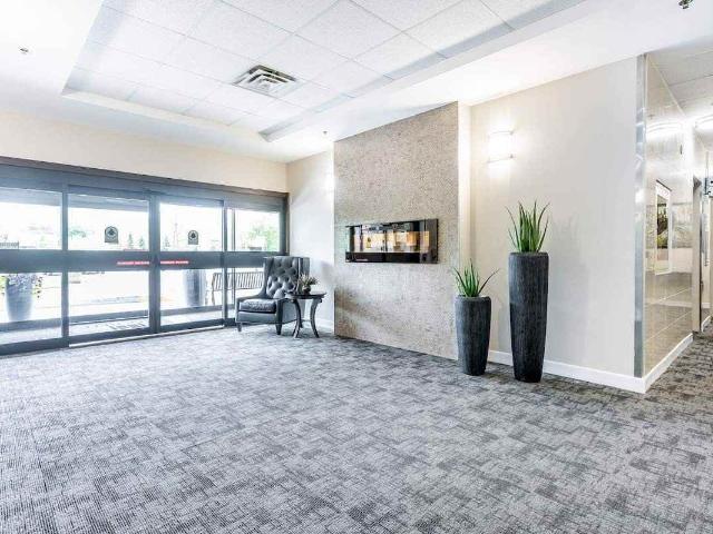 Windsor Apartments 1 Bedroom Apartment for Rent at 505 Locust St, Burlington, ON L7S 1X6 Maple