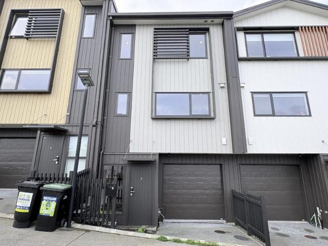 windsor park, 3 bedrooms
