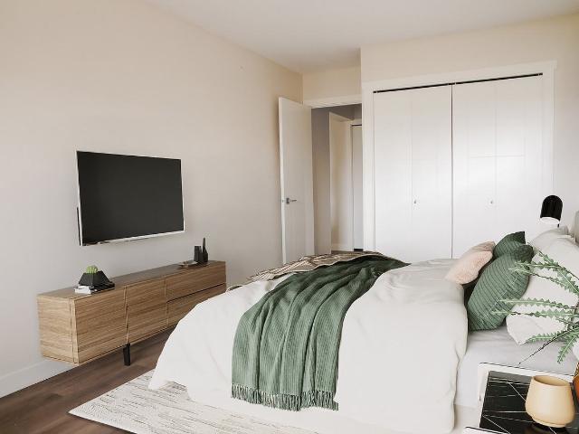 Windsor Park Plaza 2 Bedroom Apartment for Rent at 8210 111 St Nw, Edmonton, AB T6G 2C7 Garneau