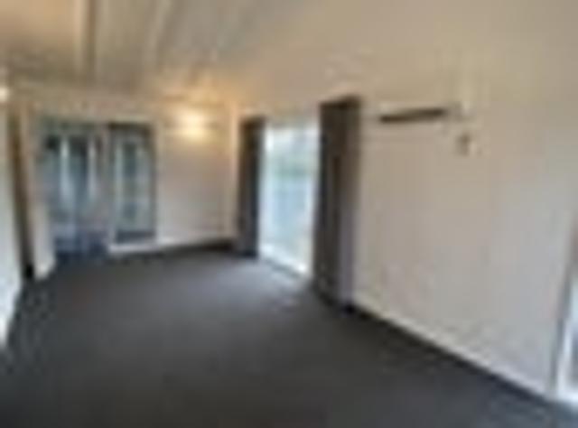 Windsor, 2 bedrooms, $430 pw