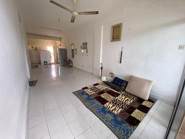 Windy Freehold Non Bumi Lot Apartment Cempaka Court Nilai