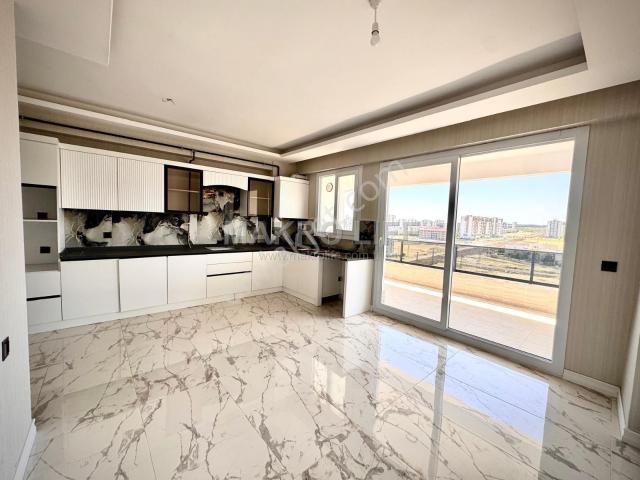 Winstown Civarı 3,5+1 Acil Satılık Lüx Daire