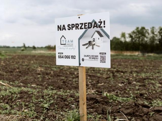 Wiosenna 1 200 m², Skałka