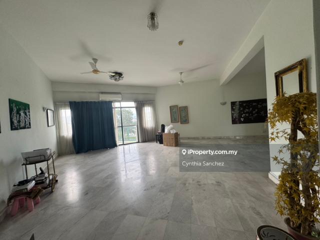 Wickham Manor, Desa Pahlawan, Ampang