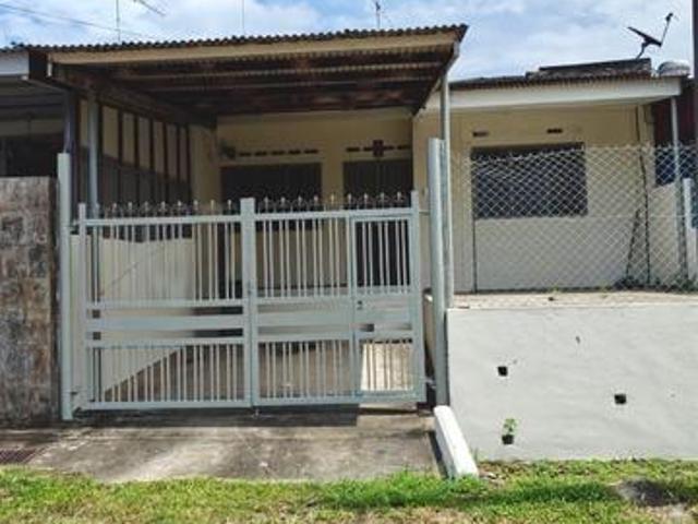 Wide 24 Single Storey Terrace at Bt 2 Kluang