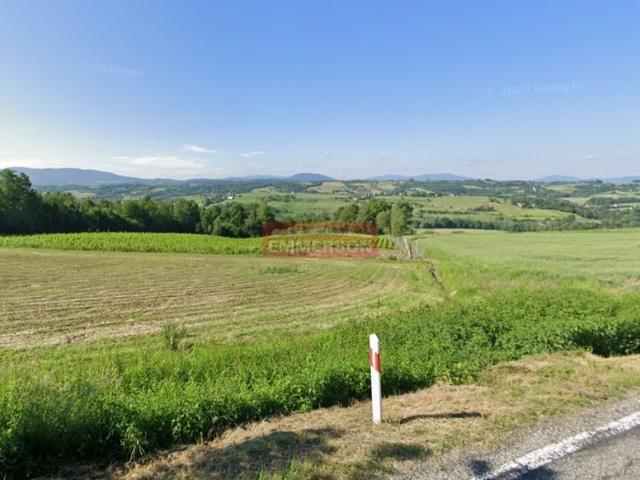 Widokowa działka budowlana 1000 m² w Łapanowie
