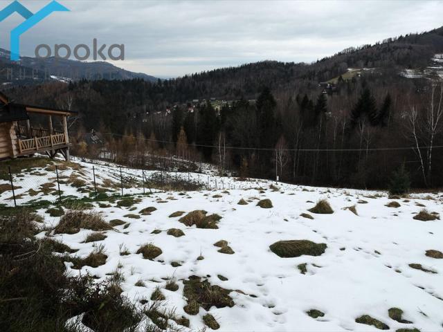 Widokowa działka 10 548 m2 z budynkiem w górach