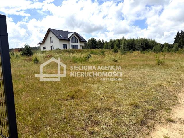 Widokowa działka budowlana 983 m2 z jeziorem w Miechucinie