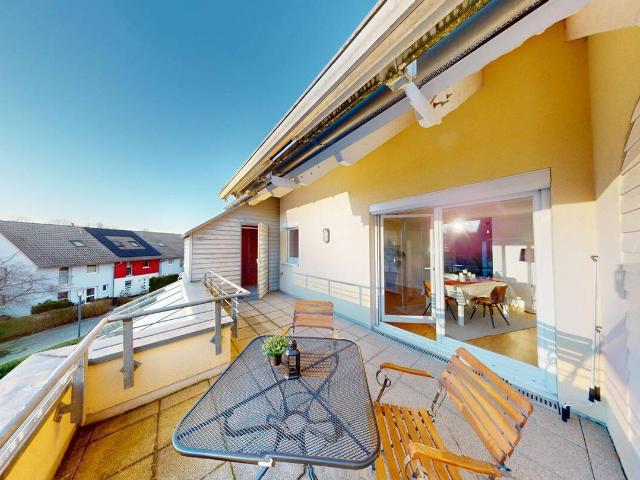 Wie Neubau! 3,5 Zi Maisonette DG ETW mit großzügiger sonniger Dachterrasse in guter Lage von BK!