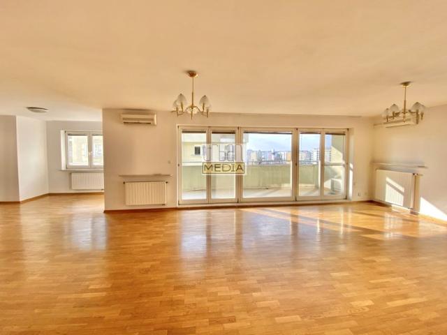 Wielicka 198 m², Warszawa