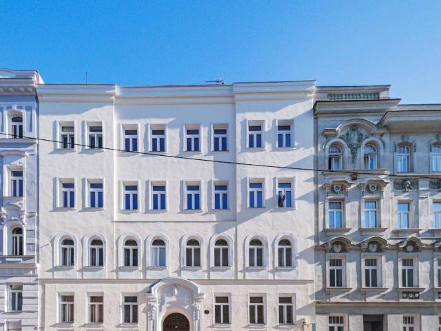 Wiener Altbaucharme auf höchstem Niveau – Erstklassige Generalsanierung
