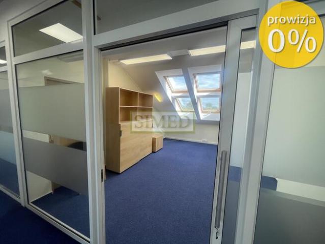 Wysoki standard,recepcja,dostęp24h,parking,ochrona