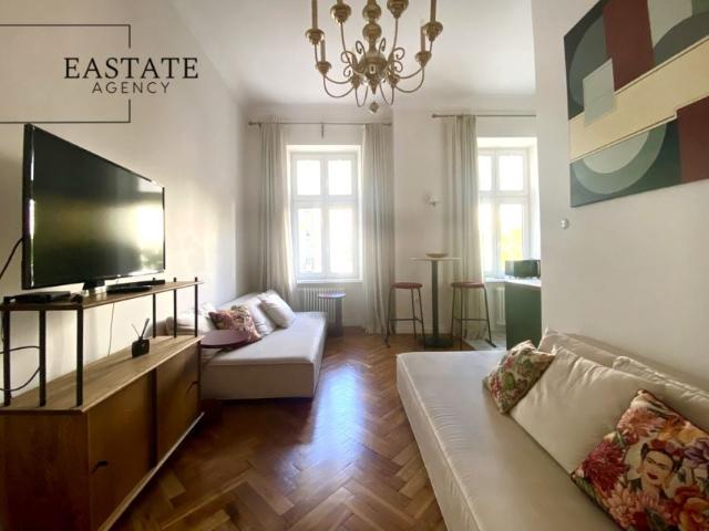 Wilcza 50 m², Warszawa