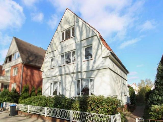 Willkommen im neuen Familienglück: Einfamilienhaus mit Garten und Garage in Bremen