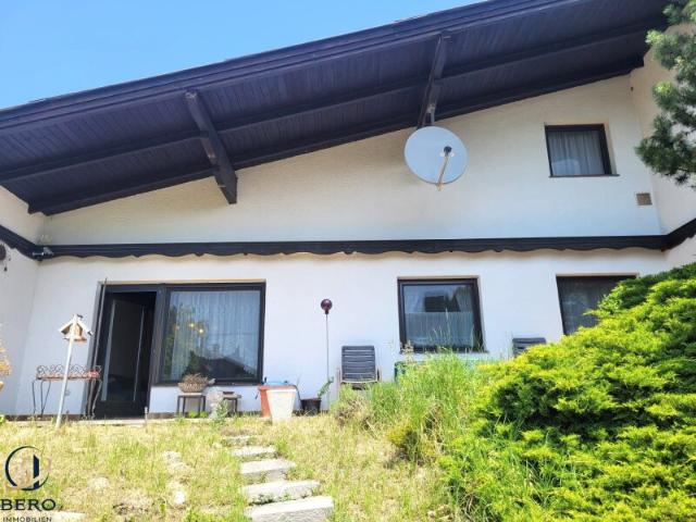 Willkommen in einem Zuhause, das mit jeder Ecke Wärme und Geborgenheit verspricht