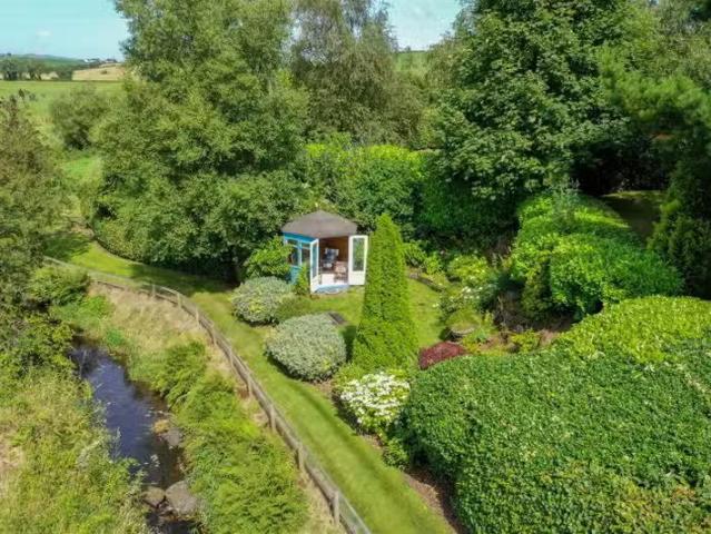 Willow Cottage, 127 Ballystockart Road