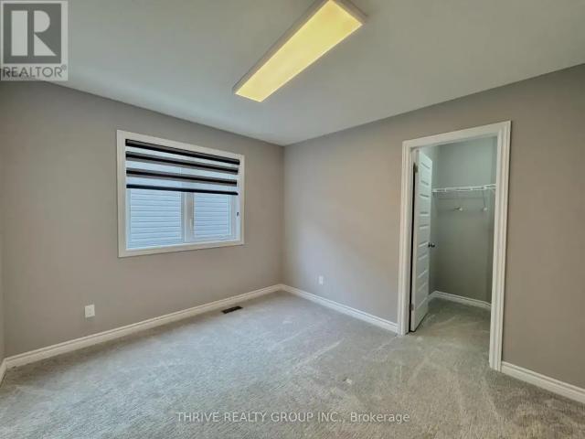 Willow Park Park Like Setting, Huge Yard, Safe and Quiet