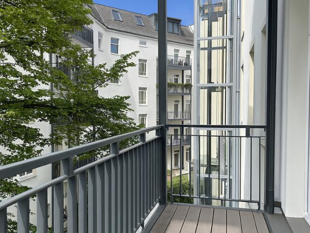 Wilmersdorf: 2 Zimmer Altbau, 64m², mit 2 Balkonen, Stuck & hohen Decken – stilvolles Wohnen im sanierten Gründerzeithaus nahe Bundesplatz & Volkspark