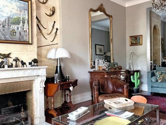 WILSON BEAUX VOLUMES AVEC GARAGE