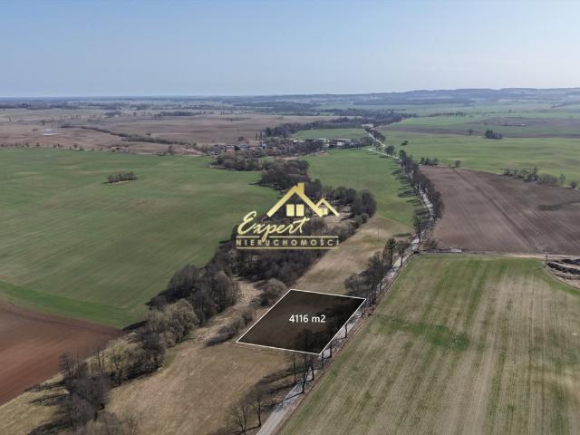 Działka budowlana 4161 m² z mediami i warunkami zabudowy