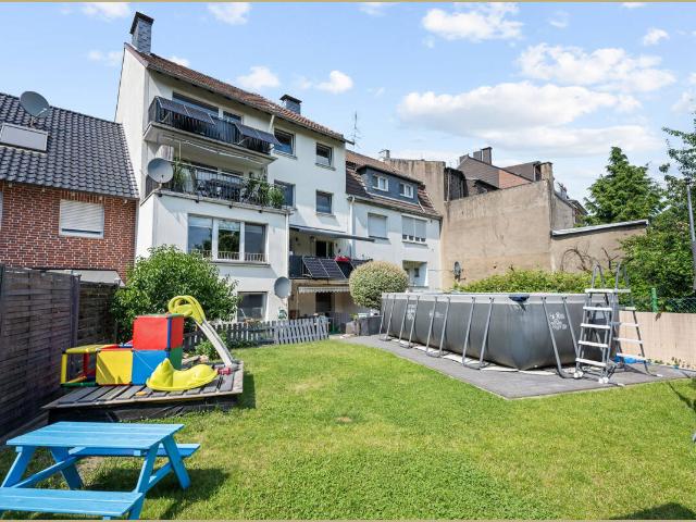 Wir bieten Ihnen ein interessantes Mehrfamilienhaus im Knappenviertel Oberhausen