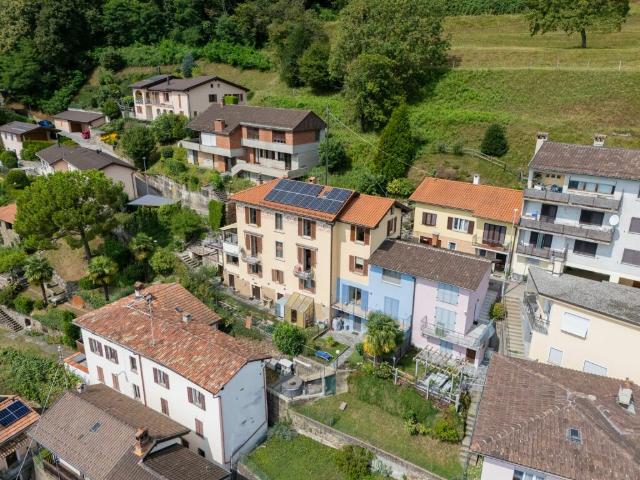 Wir verkaufen hübsches 3,5 Zimmer Haus in Cademario