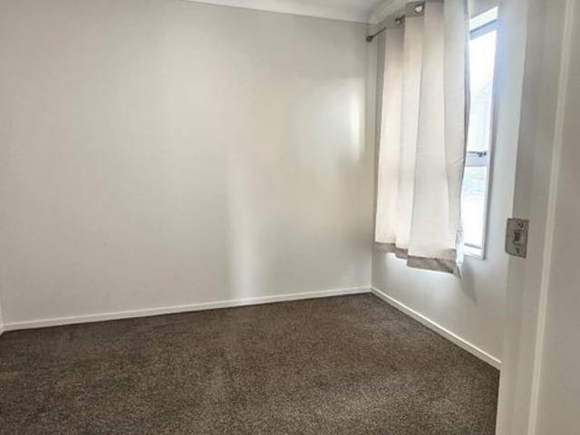 wiri, 2 bedrooms