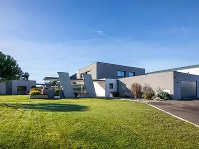 Wittelsheim 68310 Achat / Vente maison 9 pièces t9 piscine terrasse