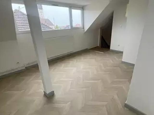 Wittelsheim 68310 Location appartement 2 pièces t2 au dernier étage