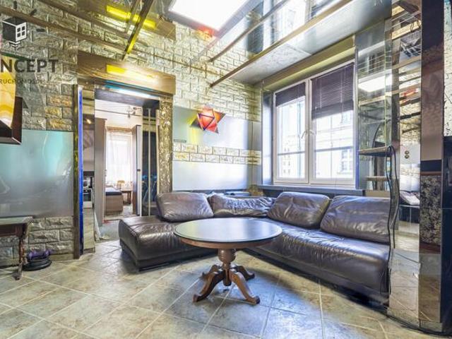 Apartament przy Rynku | 3 Pokoje | Pełen rozkład |