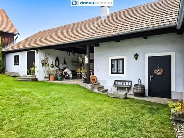 Wo Tradition weiterlebt stilvoll saniertes Bauernhaus im Grünen