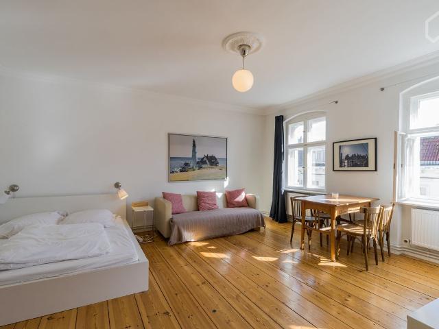 Wonderful & amazing flat in Charlottenburg, Berlin Amsterdam Apartments for Rent