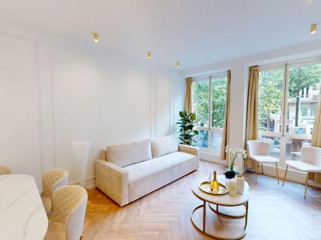Wonderful Etienne Marcel Appartement 3 Separated bedrooms