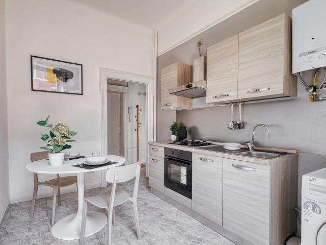 Single room in Via Francesco Brioschi